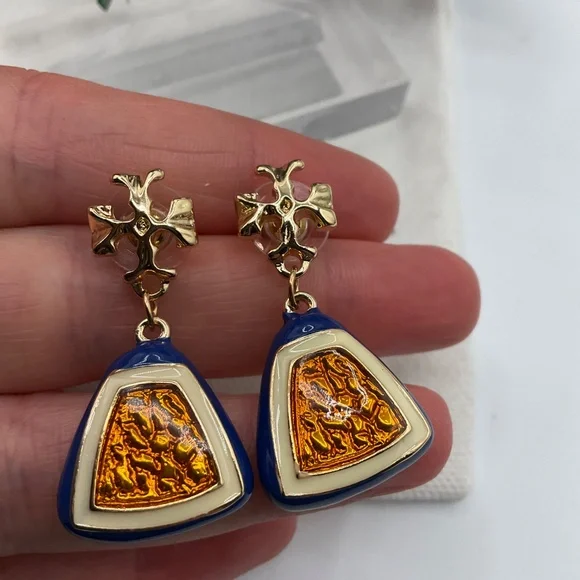 Tory Burch earrings - Picture 3 of 4